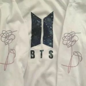 BTS Love Yourself sweater XXL